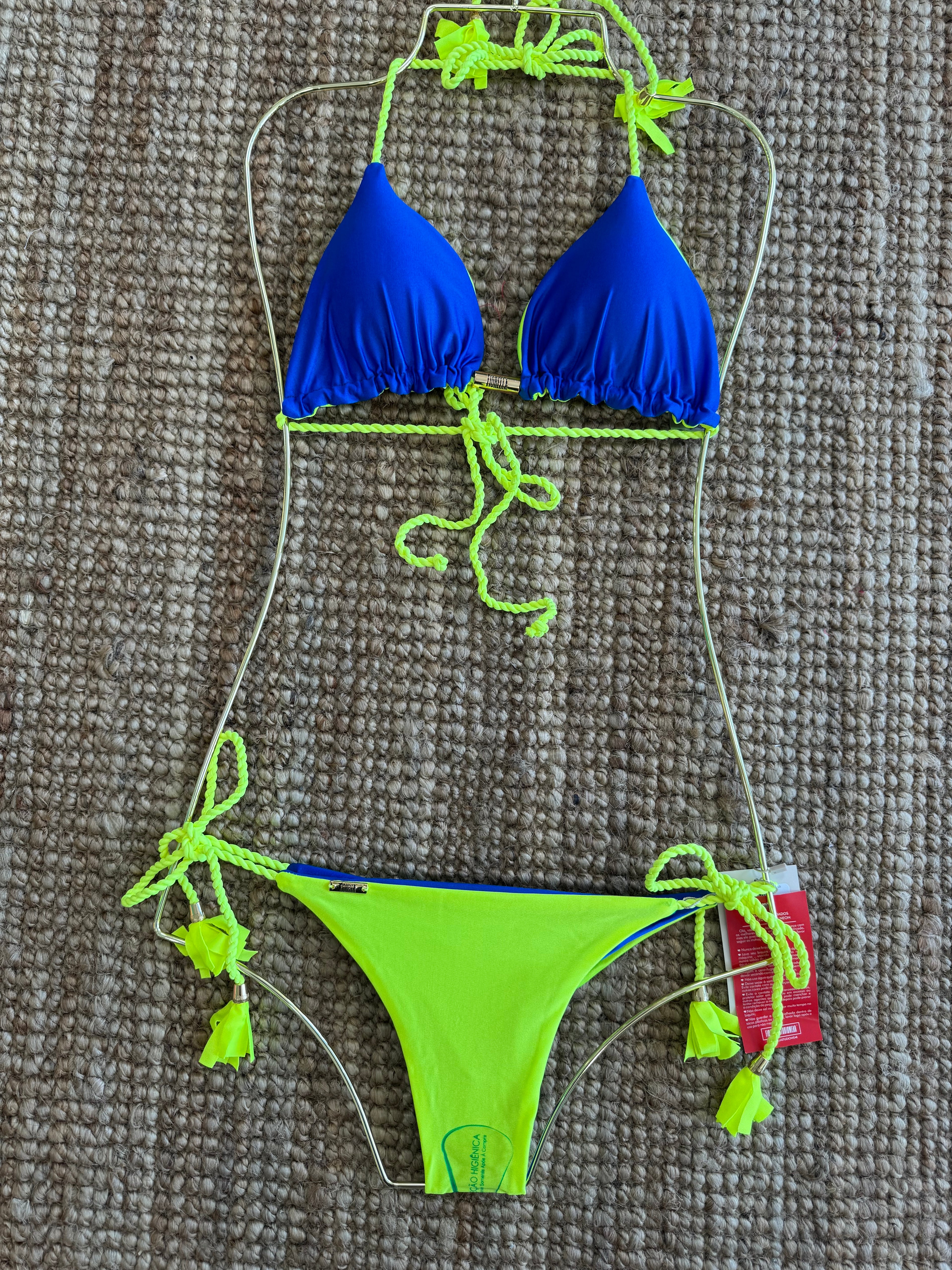 Verde neón con azul