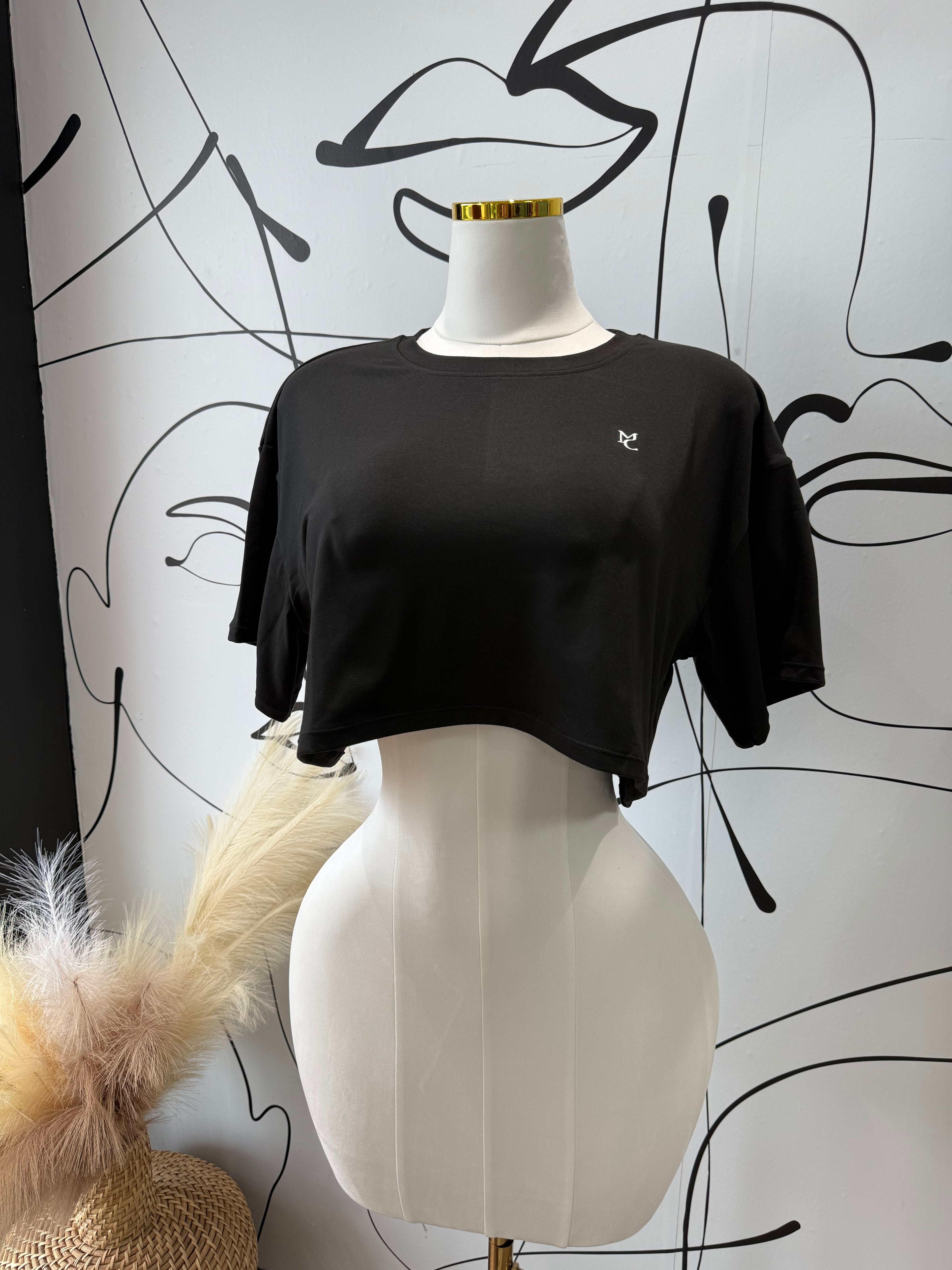 MC CROP TOP