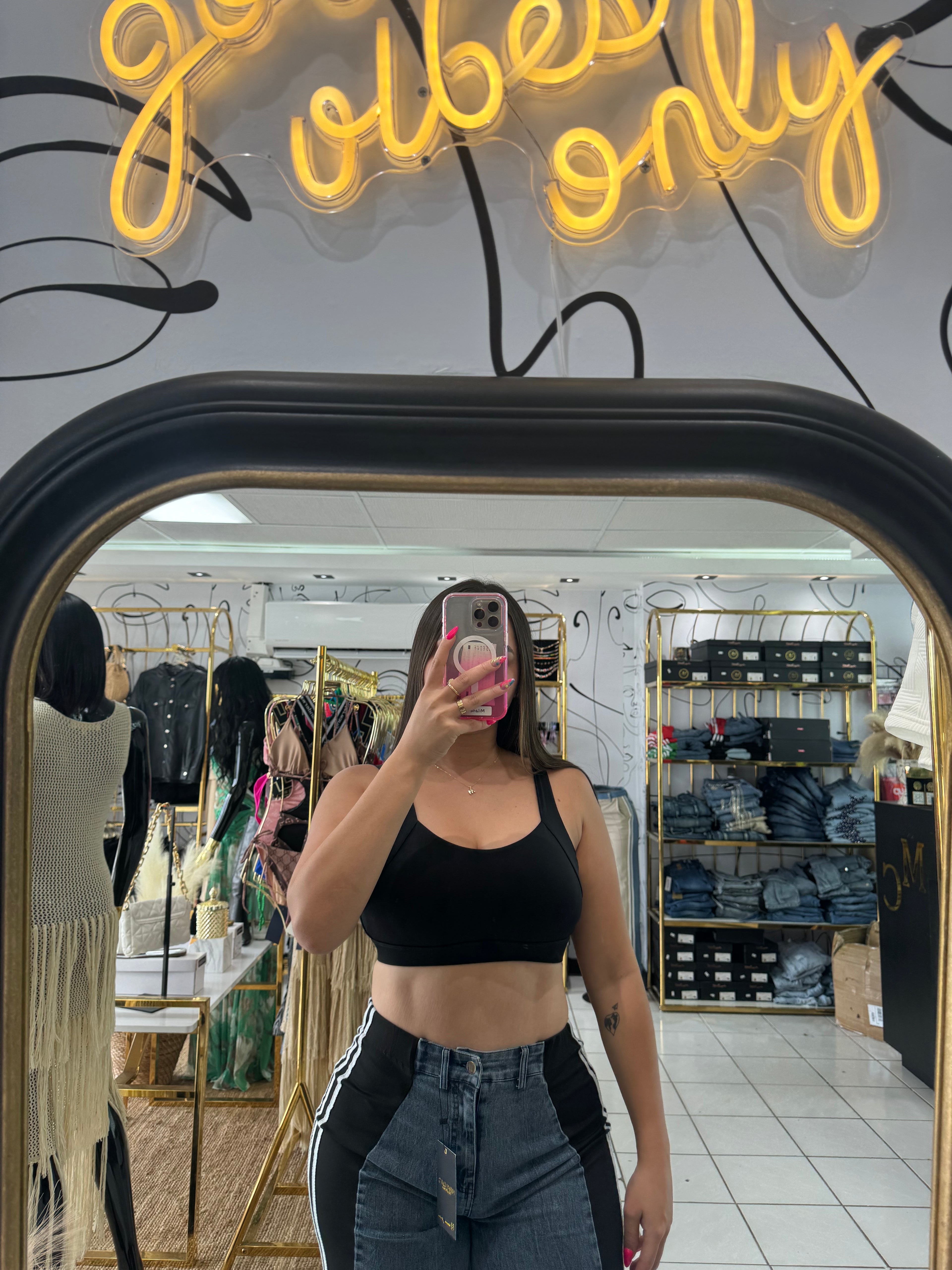 Essential top negro