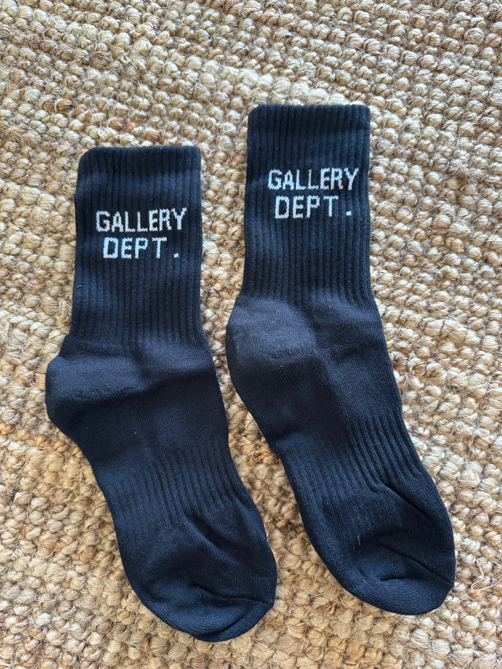 GELLERY DEPT.