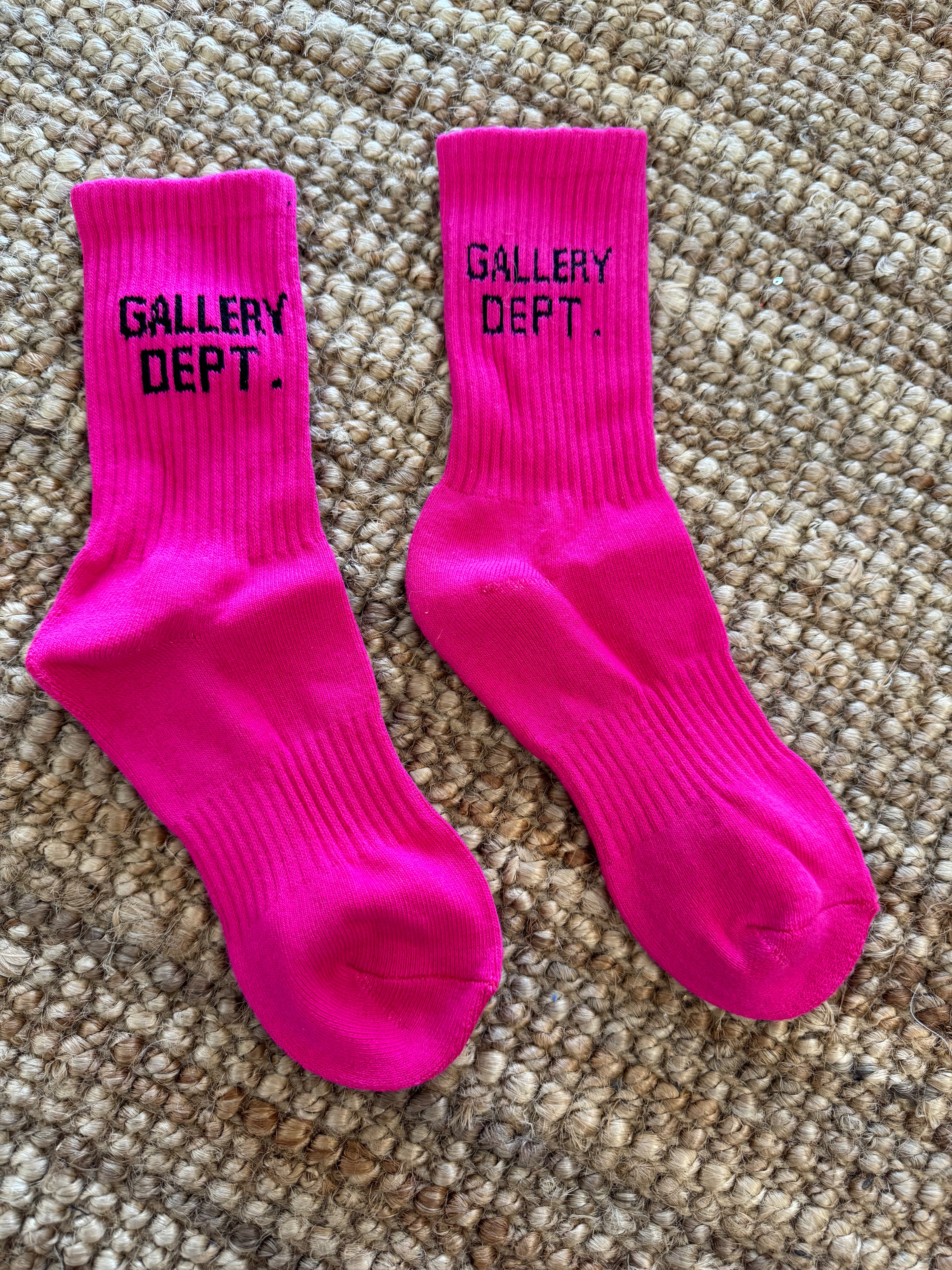 GELLERY DEPT.