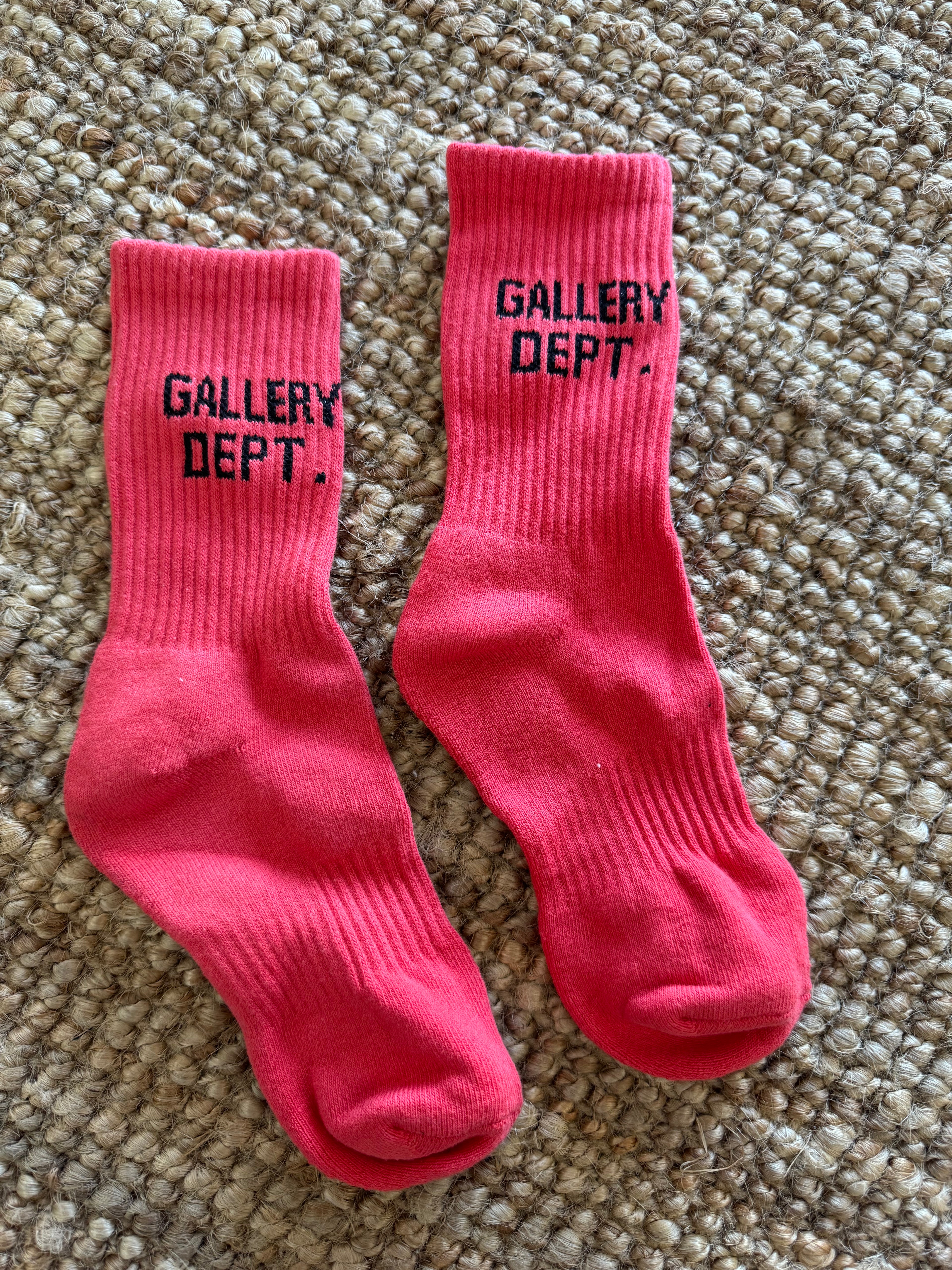GELLERY DEPT.