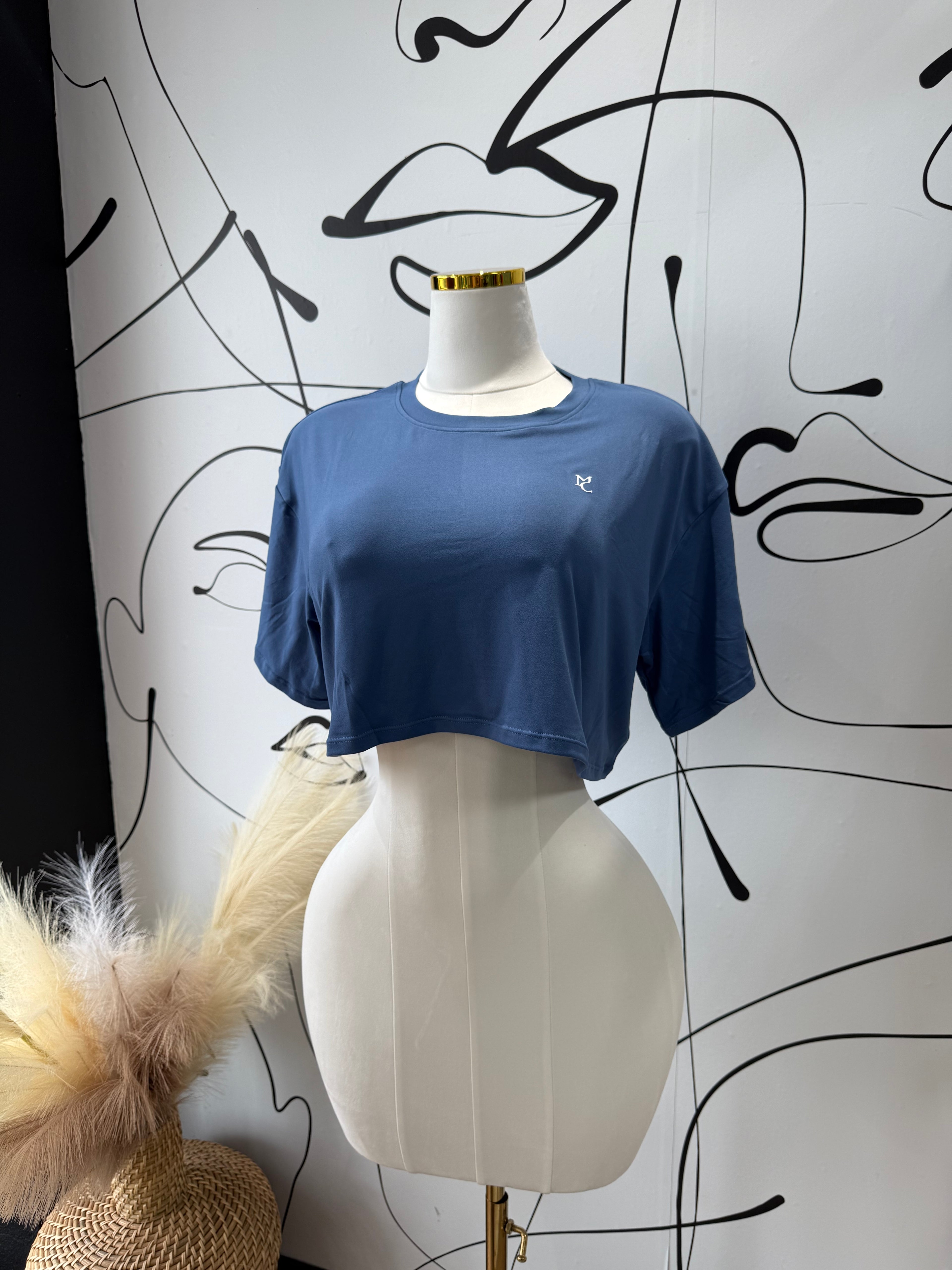 MC CROP TOP