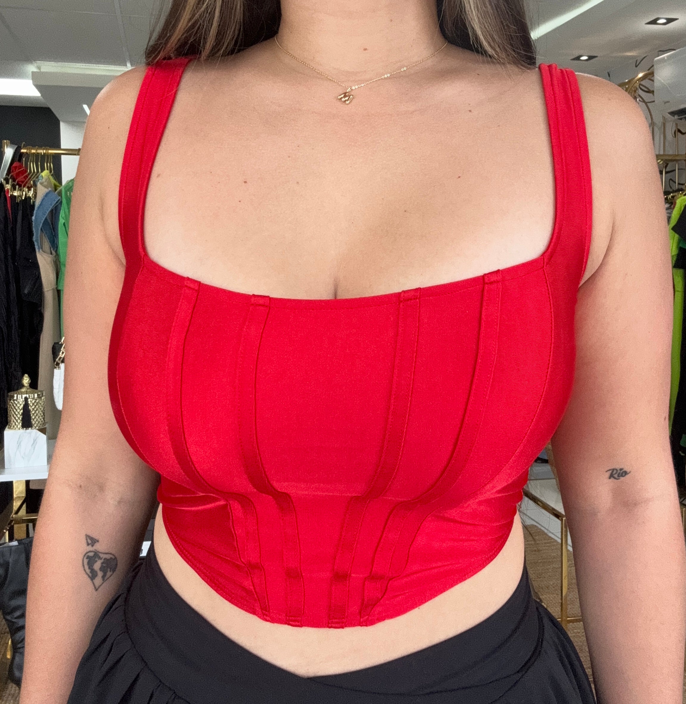 Top básico rojo