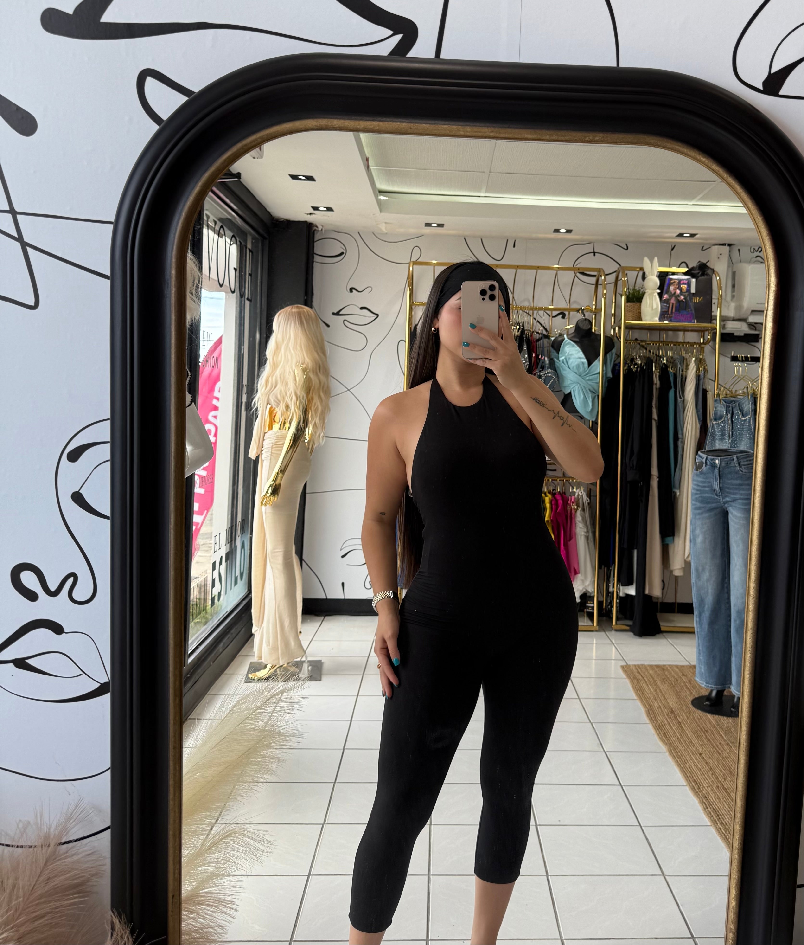 Basic Jumpsuit espalda abierta