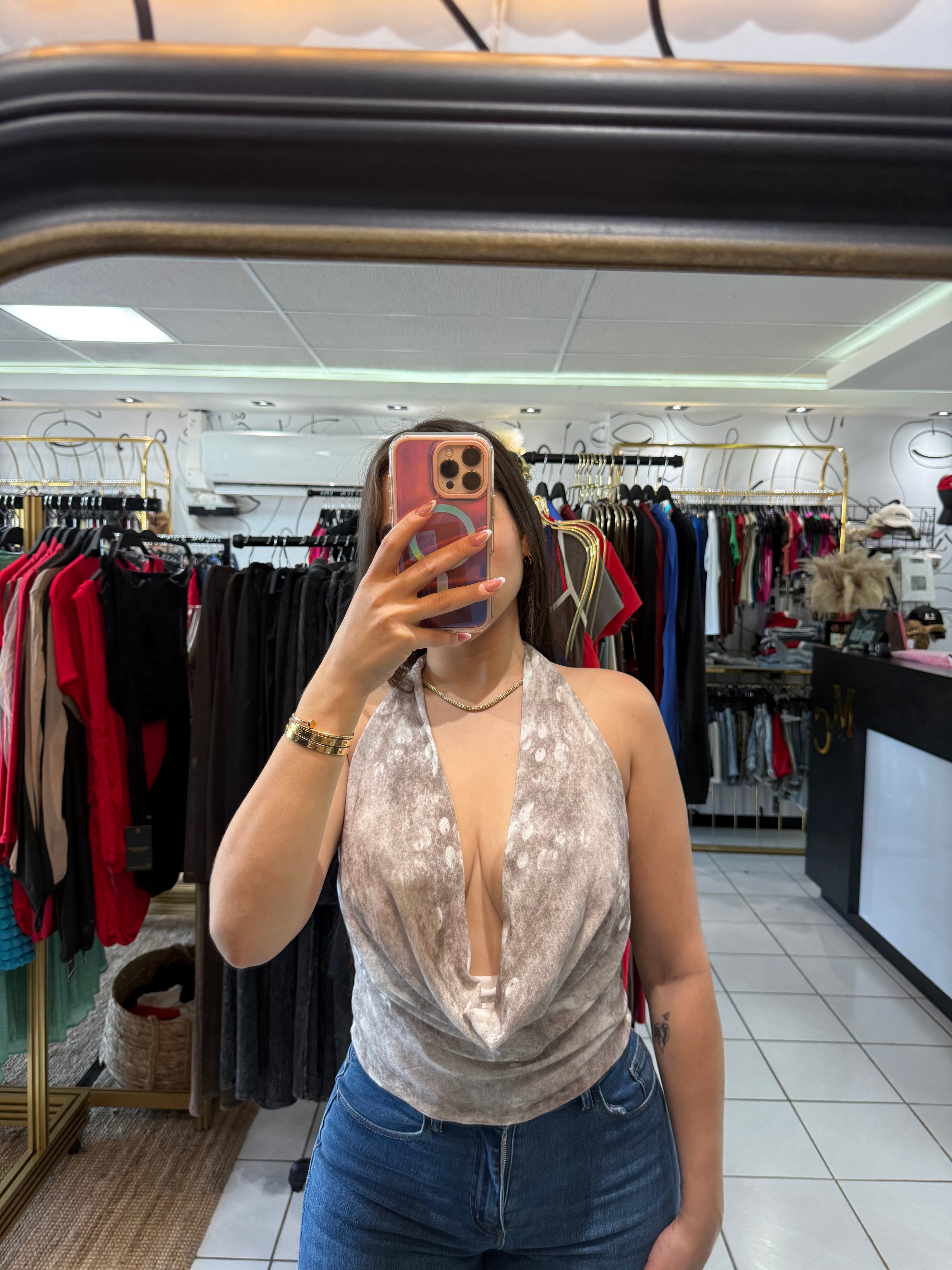 Beige and white top