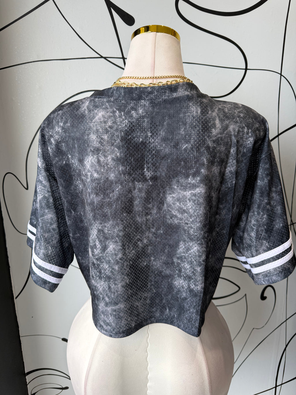 Crop top over size 23