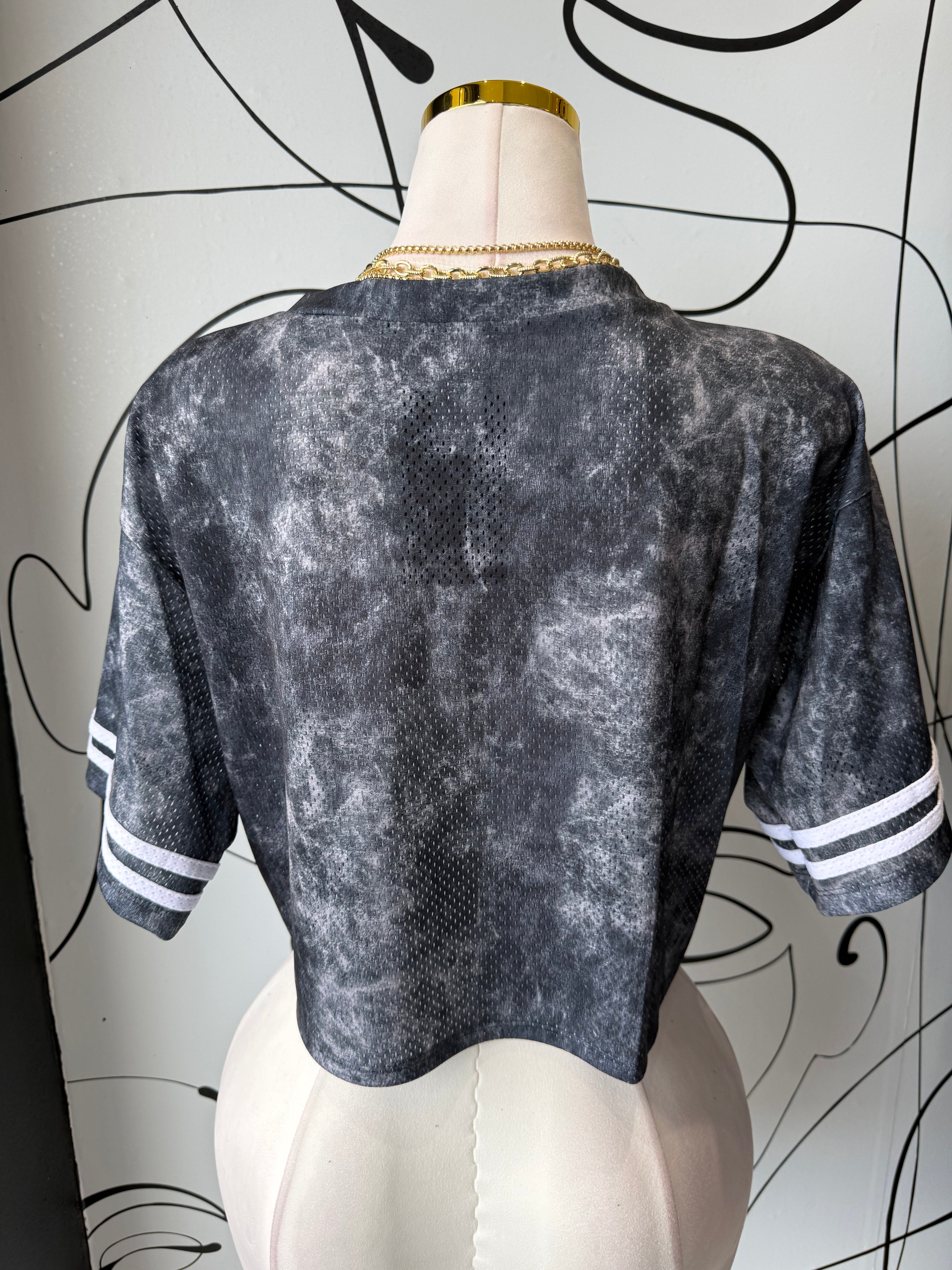 Crop top over size 23