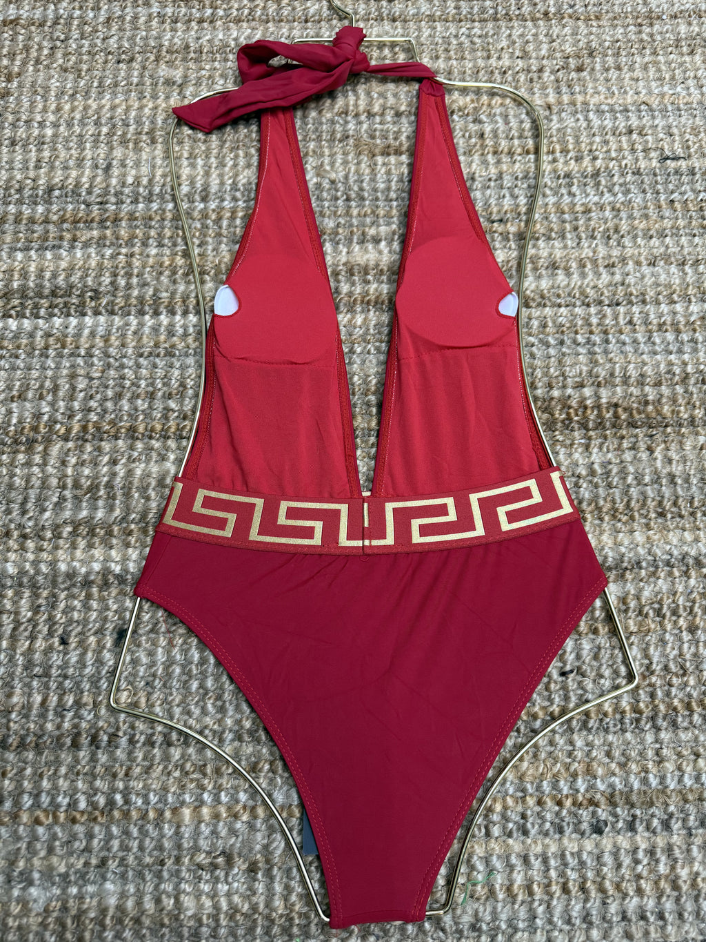 Versa rojo tiene copas